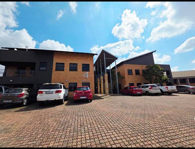 BUSINESS PROPERTY TO RENT IN TYGER VALLEY